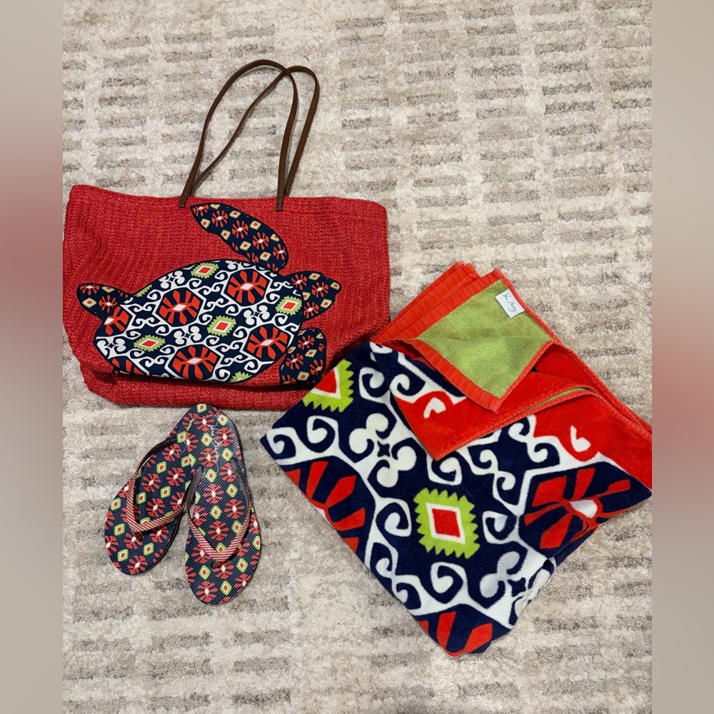 Vera Bradley Red Tote Bag, flip flops & beach towel set with Sea Turtle Design.